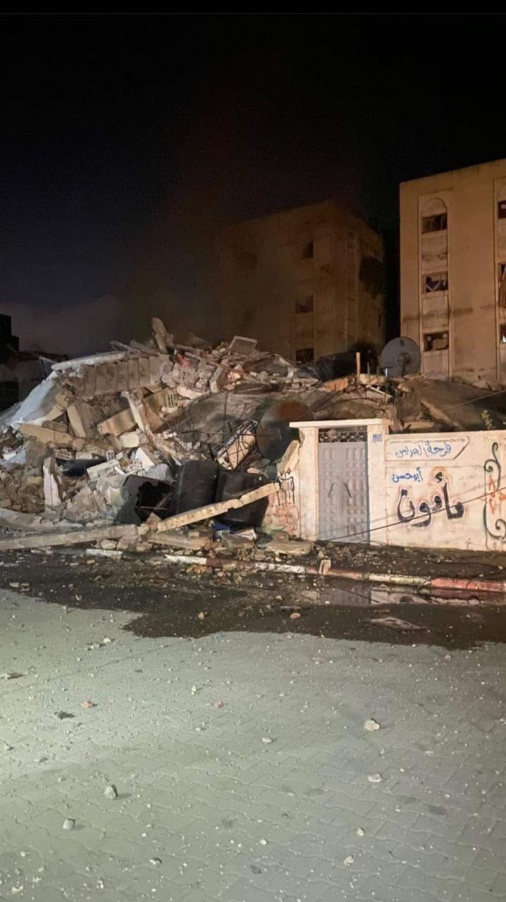 Israeli warplanes strike house in Gaza Strip