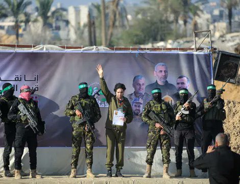 Palestinian Resistance Releases Israeli Prisoners in Gaza