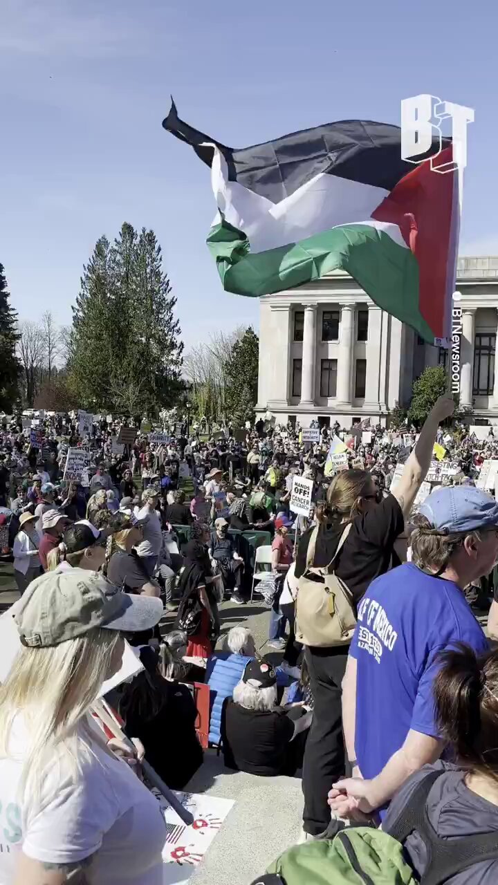 Thousands protest at White House against Gaza genocide and Trump policies