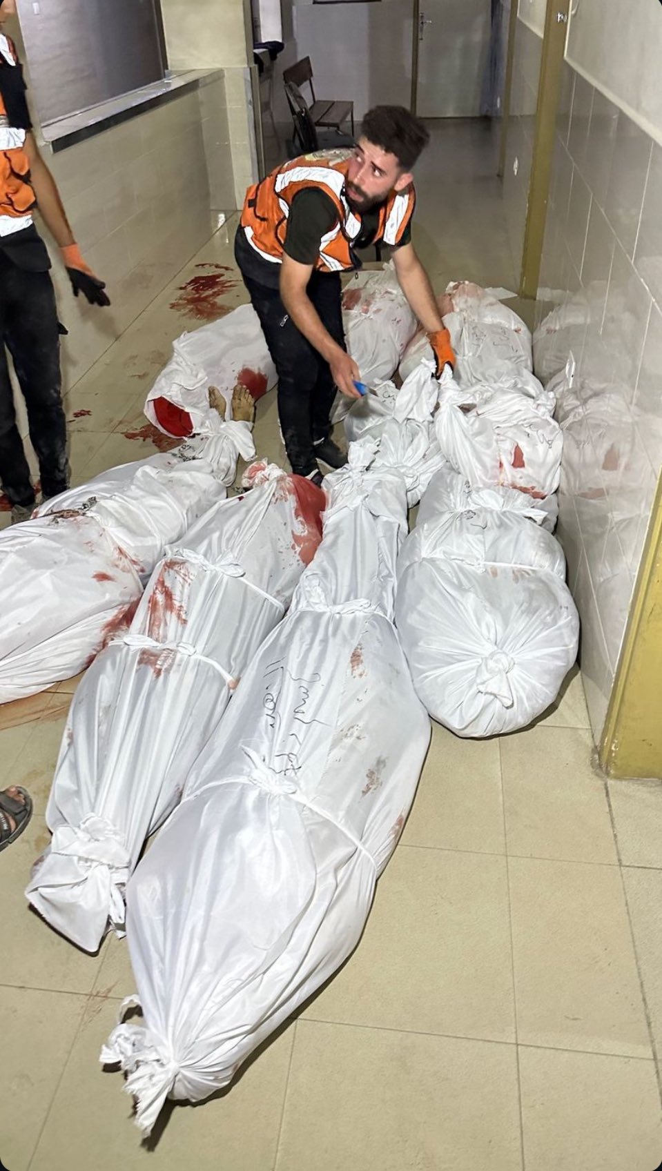 War intensifies in Gaza, people lost with nowhere to go