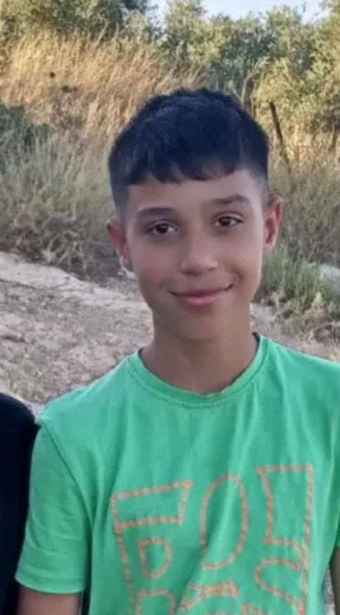 Israeli Forces Kidnap Palestinian Child Mohammed Anqawi in Raid