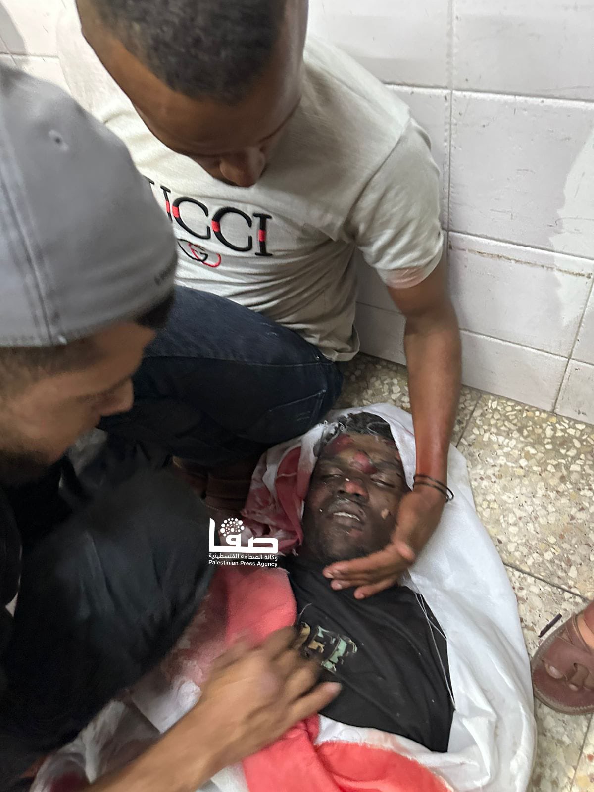Family killed in Israeli airstrike on Gaza apartment