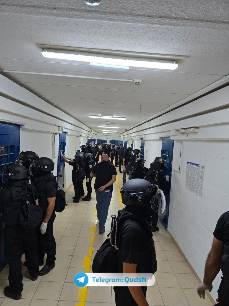 Photographic documentation of torture allegations in Nafha prison