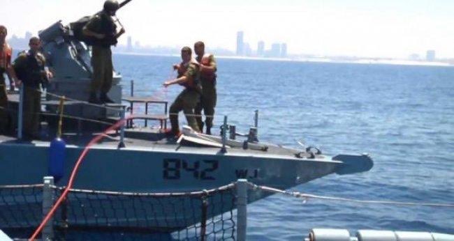 Israeli Navy abducts three fishermen near Gaza