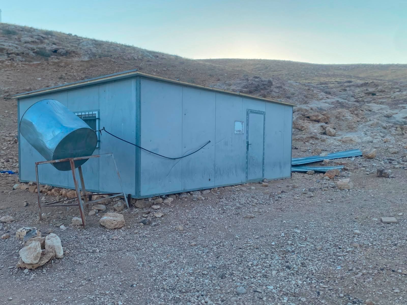 Israeli settlers storm Palestinian home near Khan Al-Ahmar
