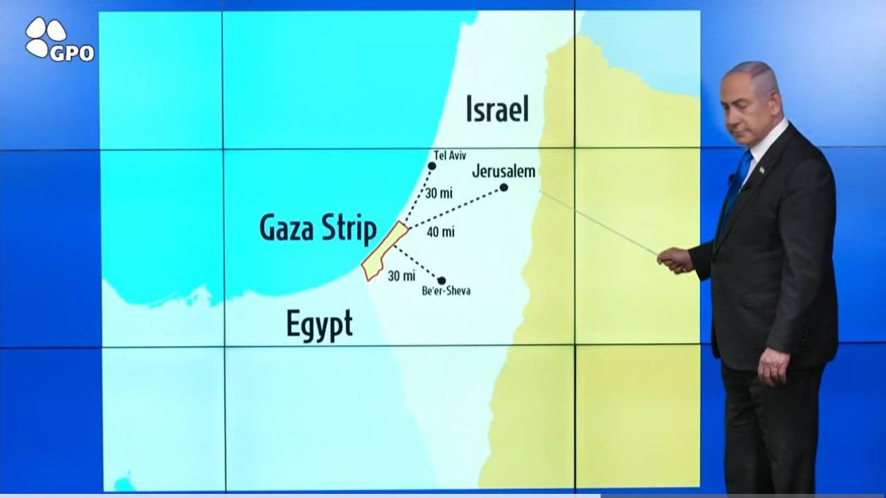 Netanyahu uses map erasing West Bank at press conference