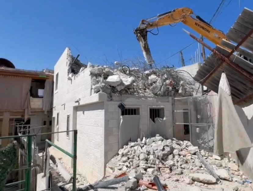 Palestinian man forced to self-demolish home in occupied Jerusalem