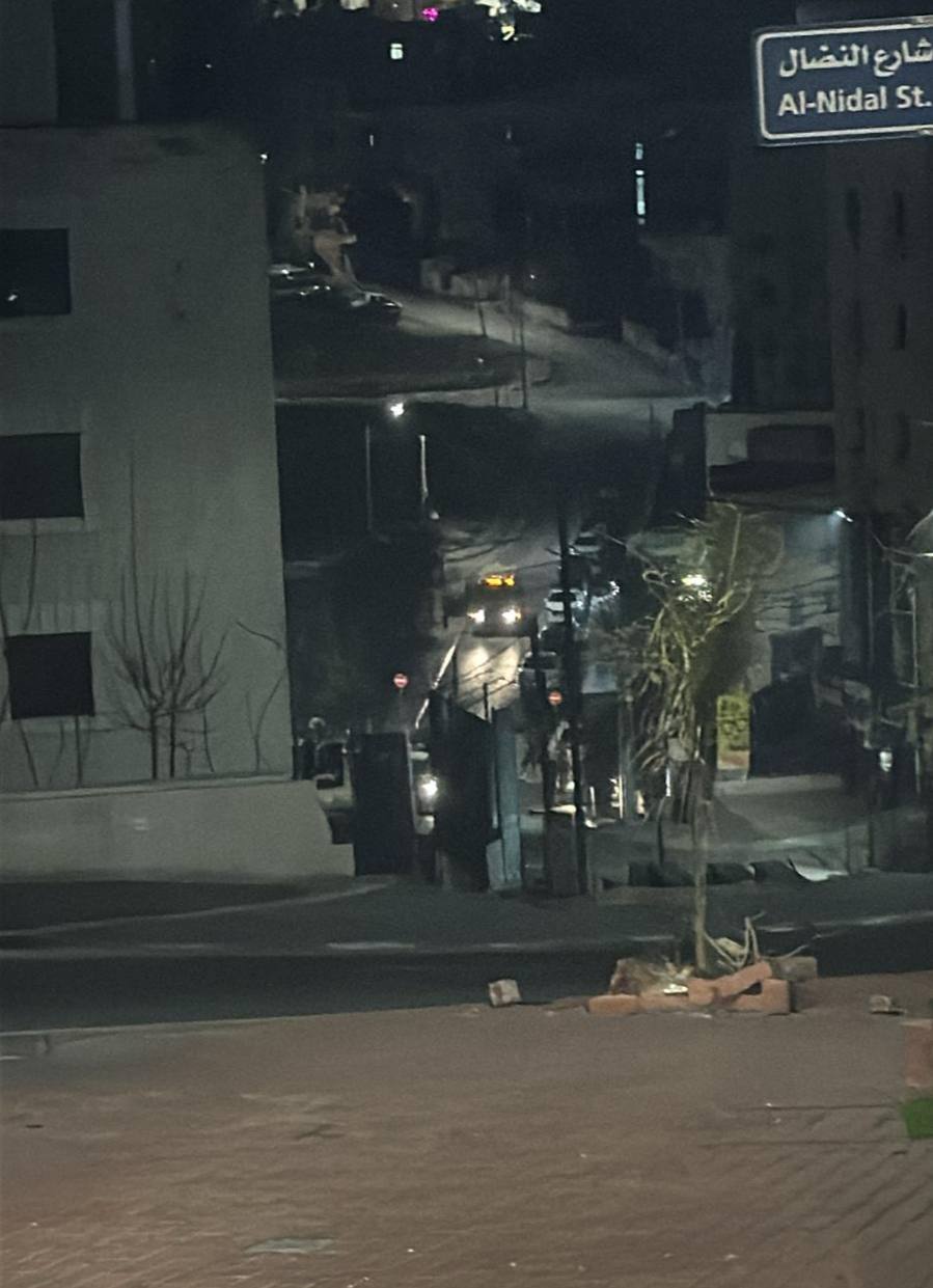 Israeli forces raid Ain Musbah area in Ramallah