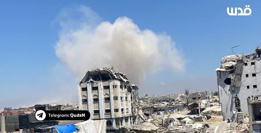 Israeli forces demolish area east of Khan Younis in Gaza