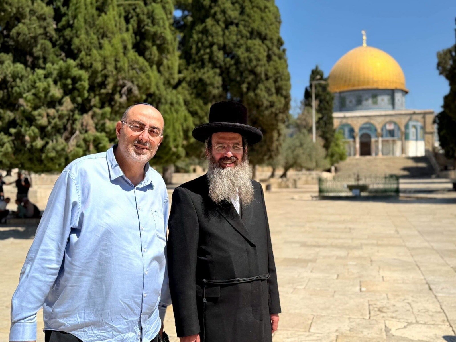 Israeli MK Nissim Vaturi breaks into Al-Aqsa compound in Jerusalem