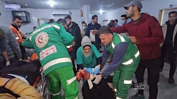 UNRWA school sheltering displaced bombarded in Jabalia, Gaza