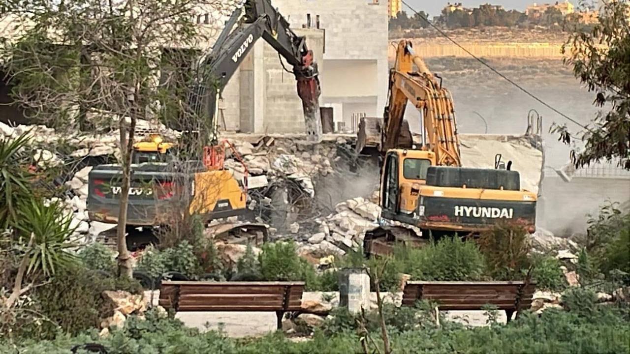 Israeli forces demolish Palestinian house in Al-Taybie