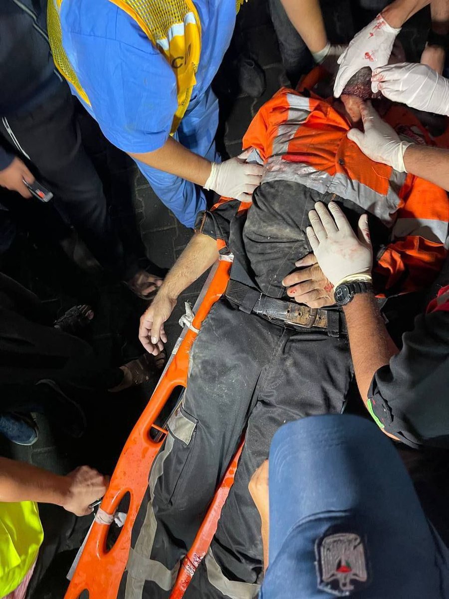 Israeli jets bomb ambulance and civil defense HQ in western Gaza, killing 4