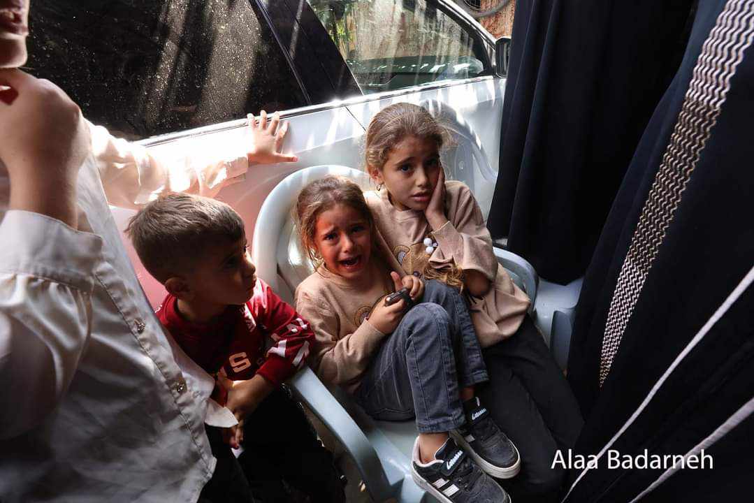 Israeli settler militias attack Qusra village, terrifying children
