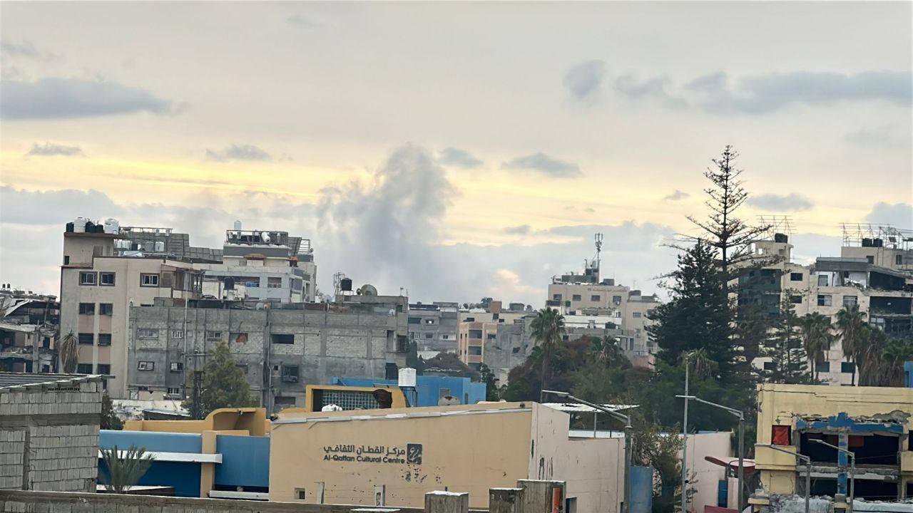 Israeli aircraft bombard areas in southern Gaza city