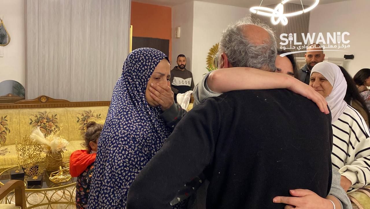 Freed Jerusalem prisoner Latifa Mashasha reunites with parents