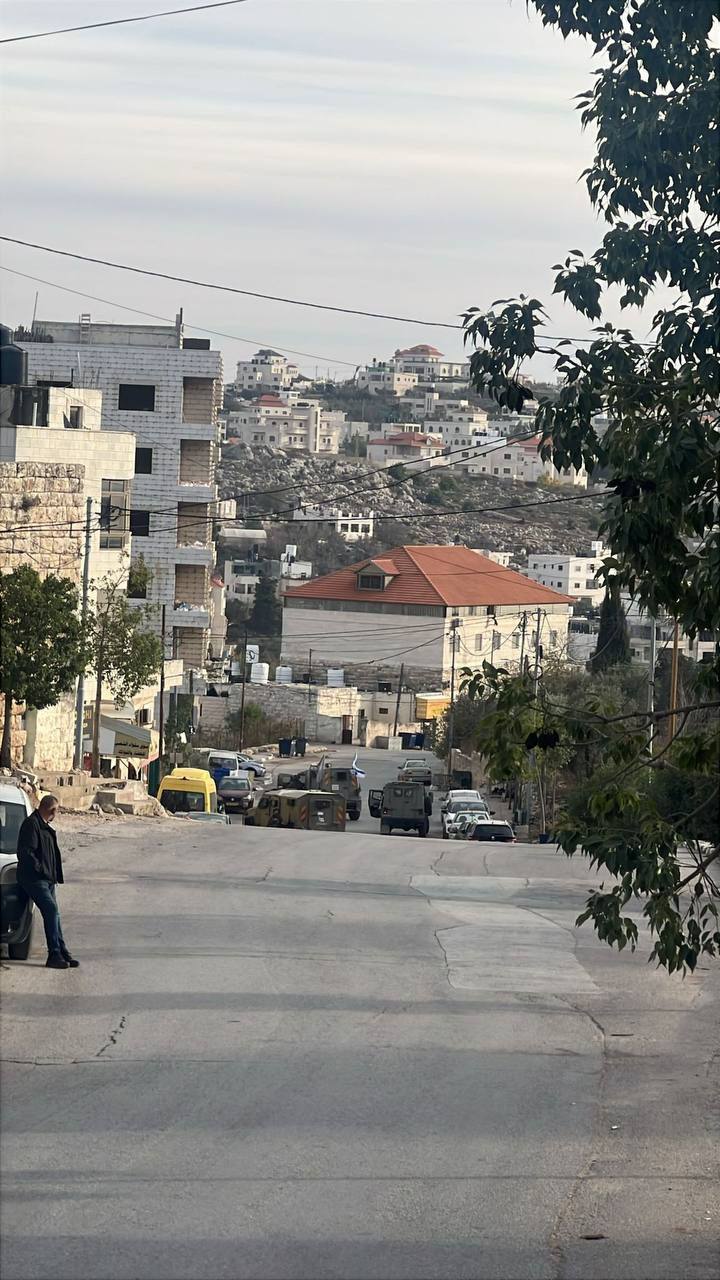 Israeli forces storm Silwad northeast of Ramallah