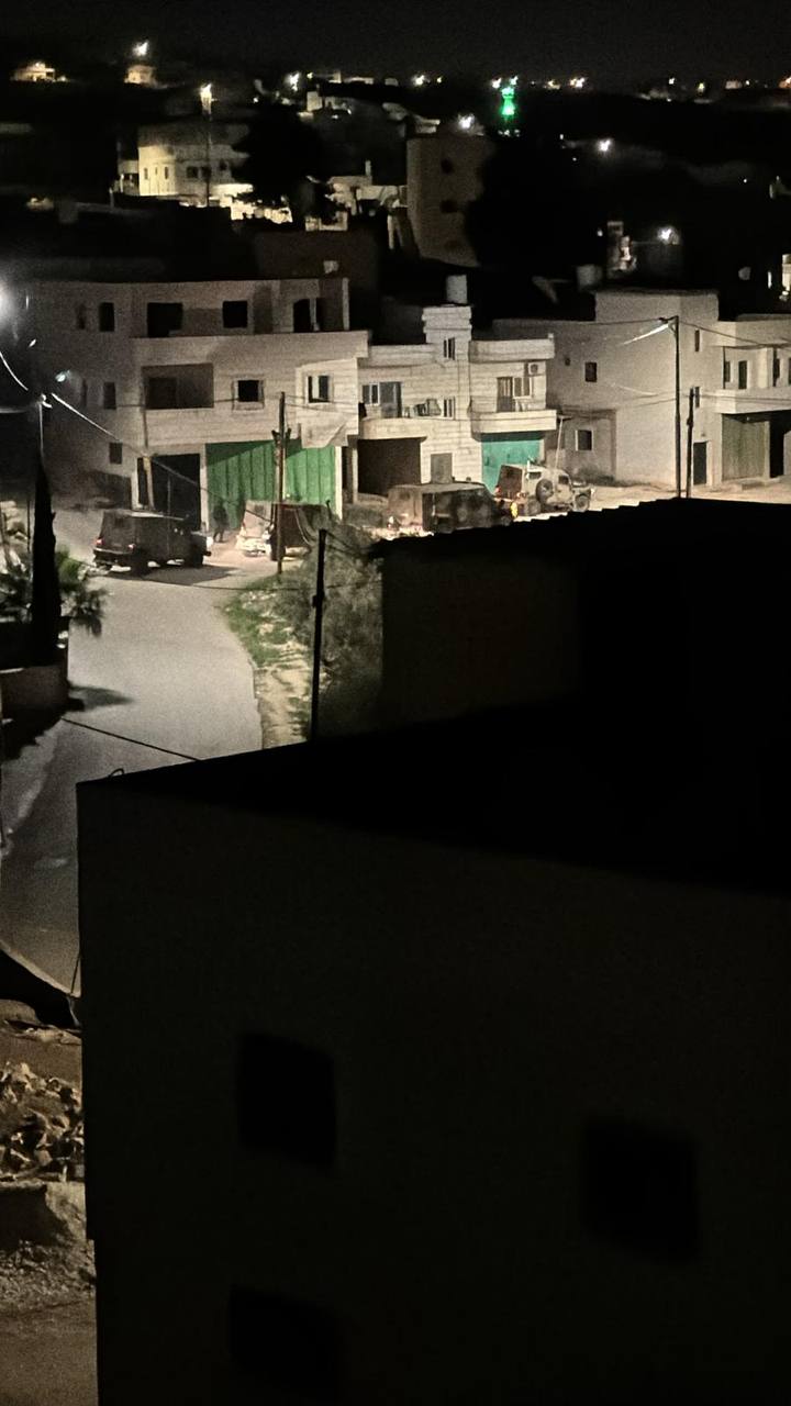 Israeli forces storm Tuqu’ south of Bethlehem
