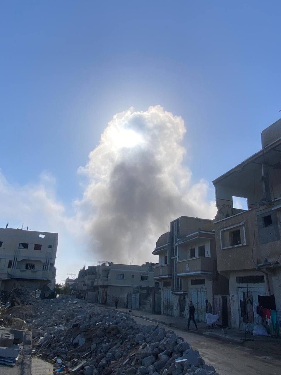 Israeli warplanes bombard Khuza’a in southern Gaza