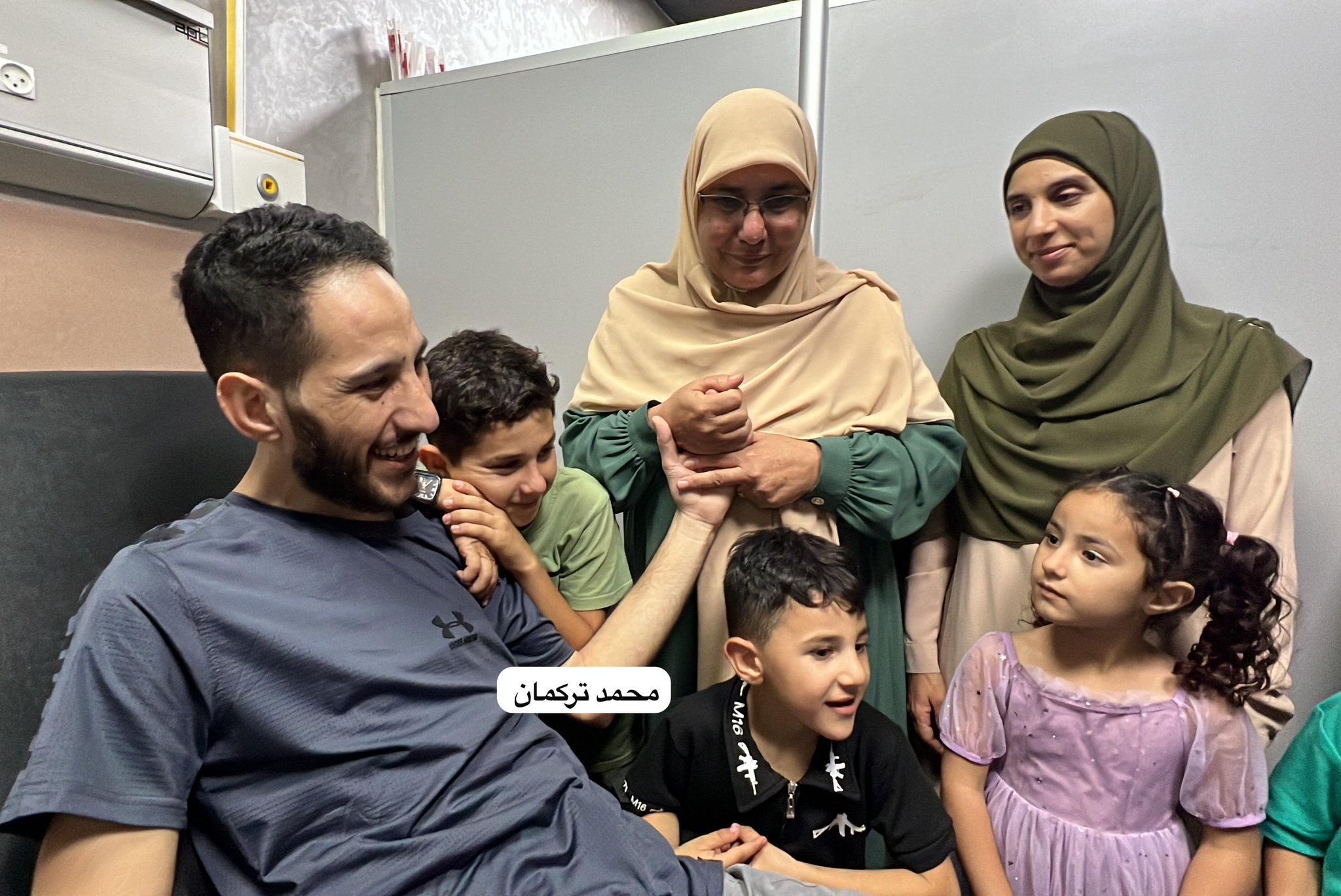 Palestinian Diyab Karajah released from Israeli prison after 10 years