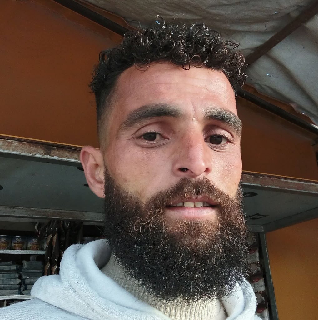 Israeli forces kill father Ibrahim Khattab, wound wife and five children