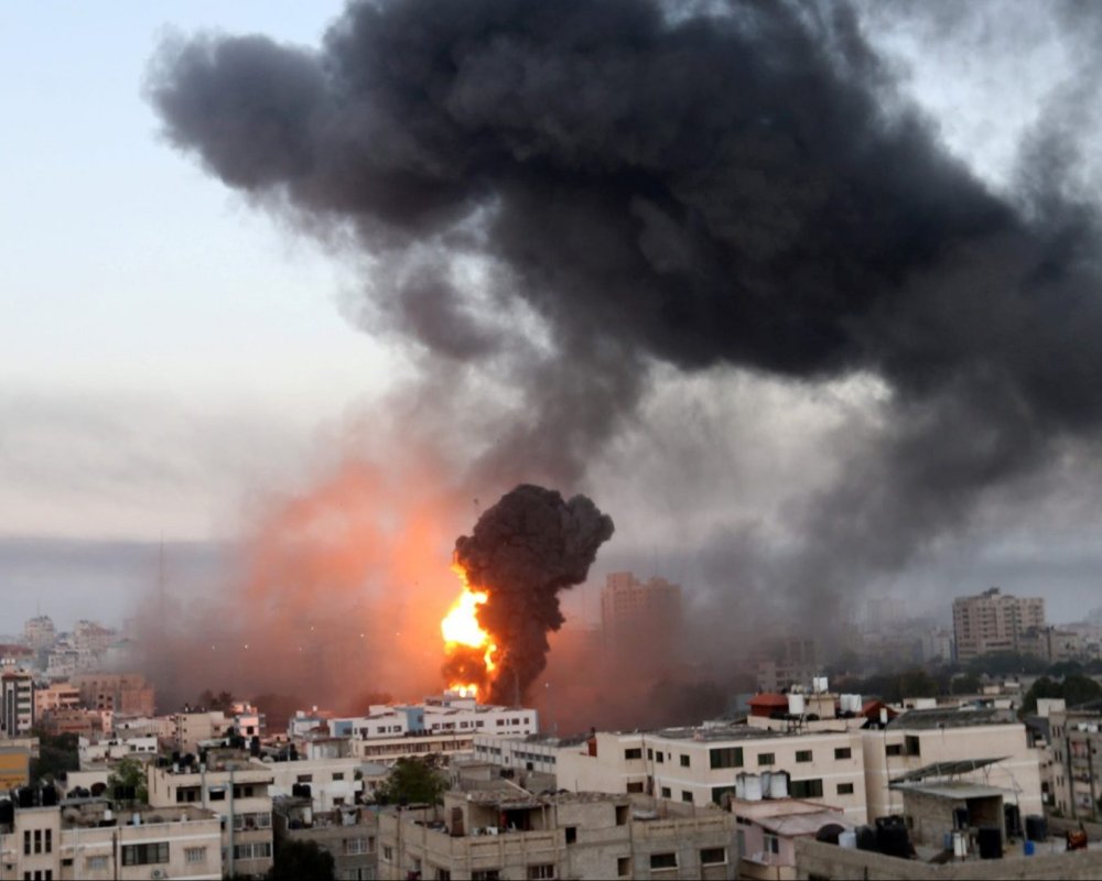 Israeli jets bomb Agha family home in Khan Yunis, Gaza