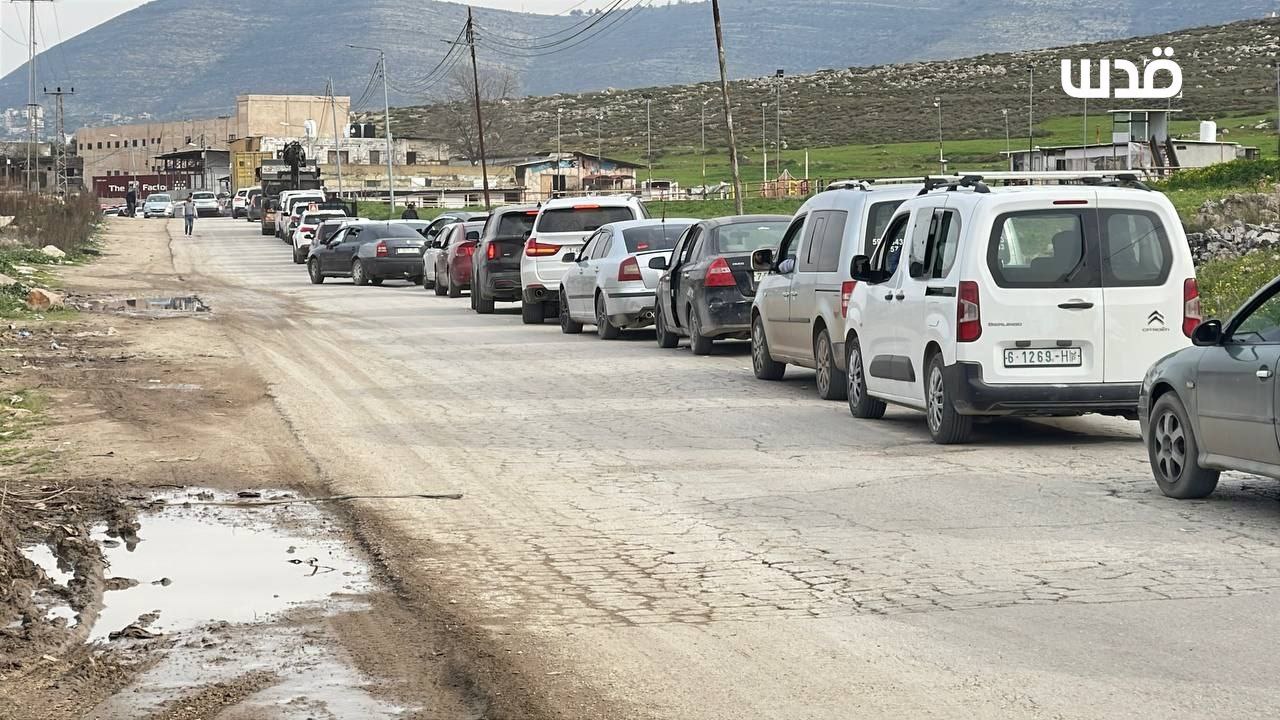 Israeli checkpoints strand Palestinians in Nablus streets at iftar