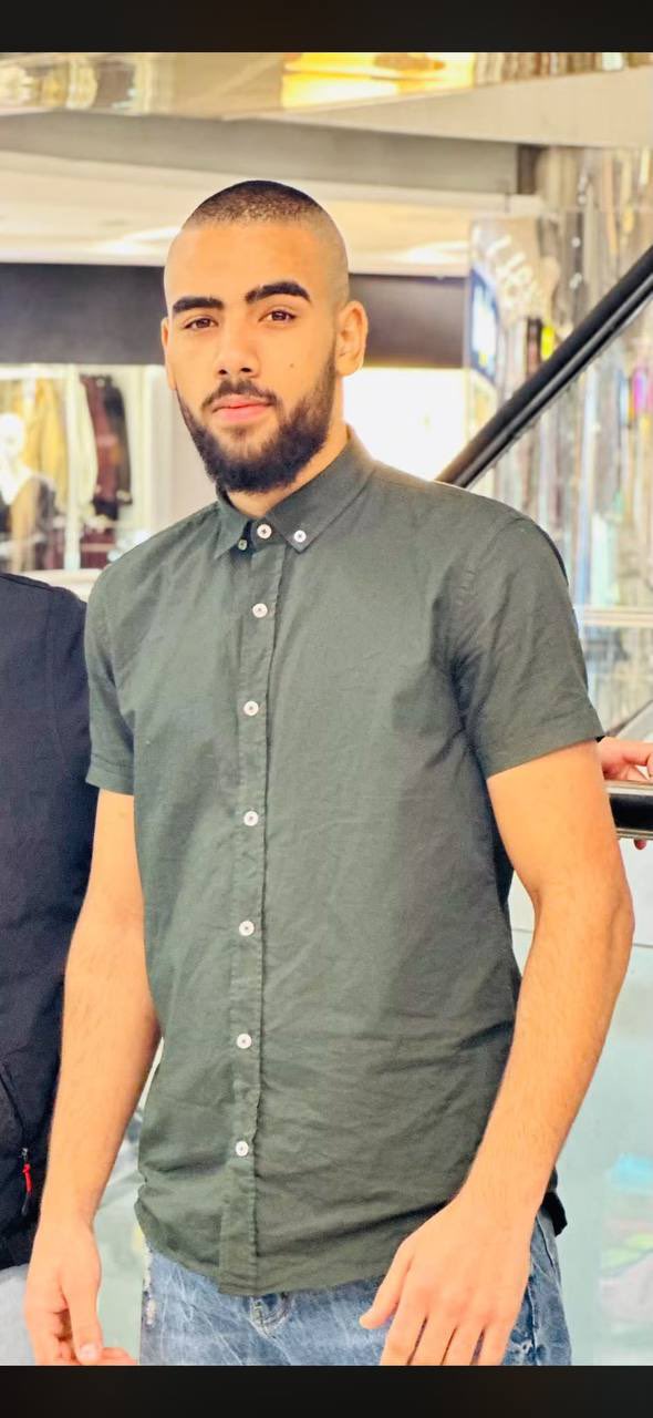 Israeli forces abduct Palestinian Jasser Abu Hamada at Nablus checkpoint