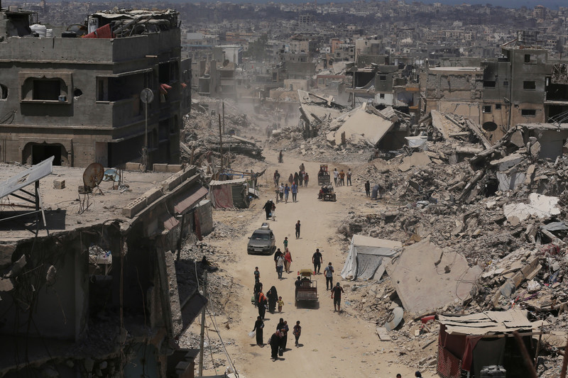 Palestinians Find Evidence of Massacres in Eastern Khan Younis