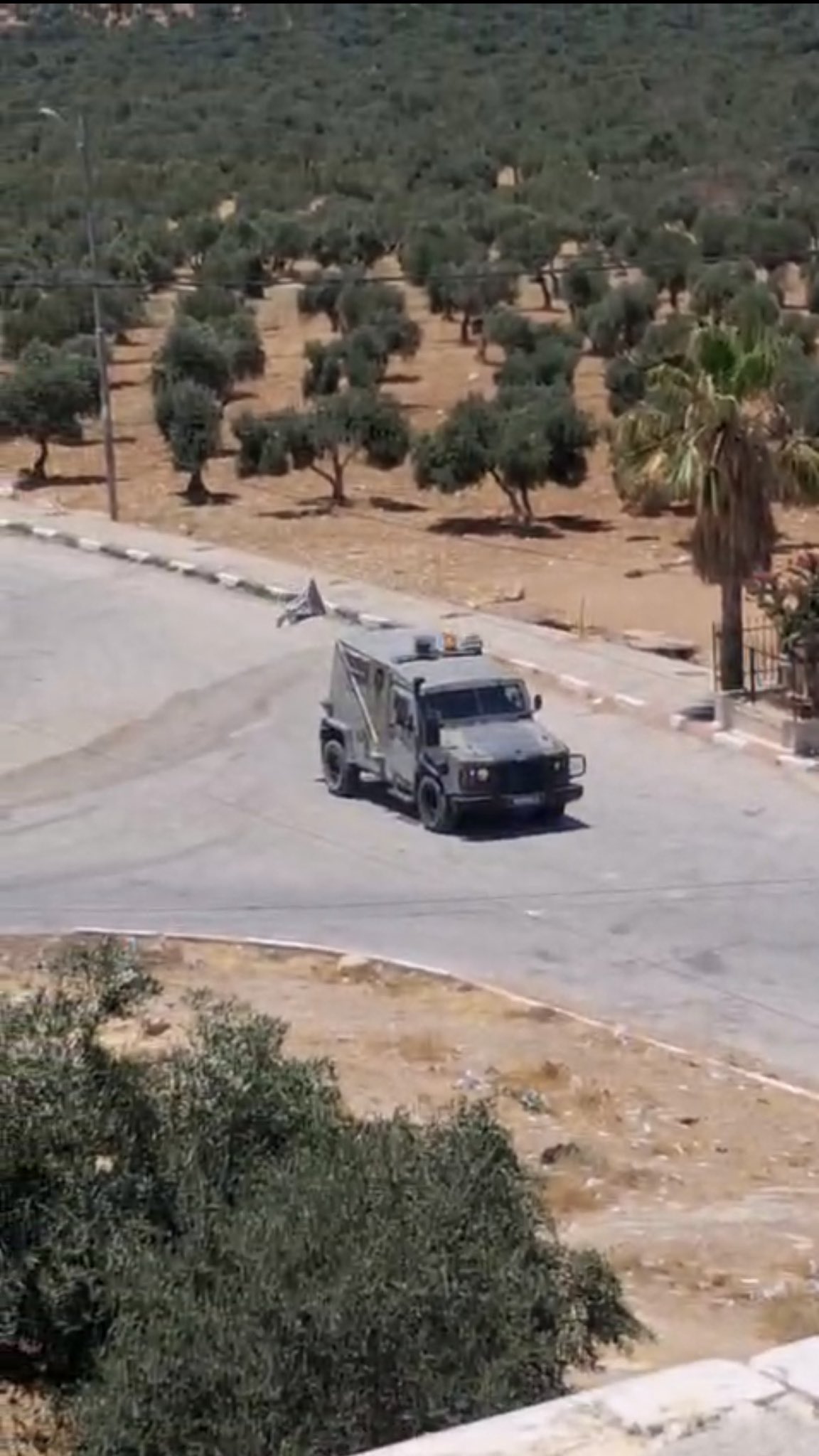 Israeli forces storm Tuqu’ southeast of Bethlehem