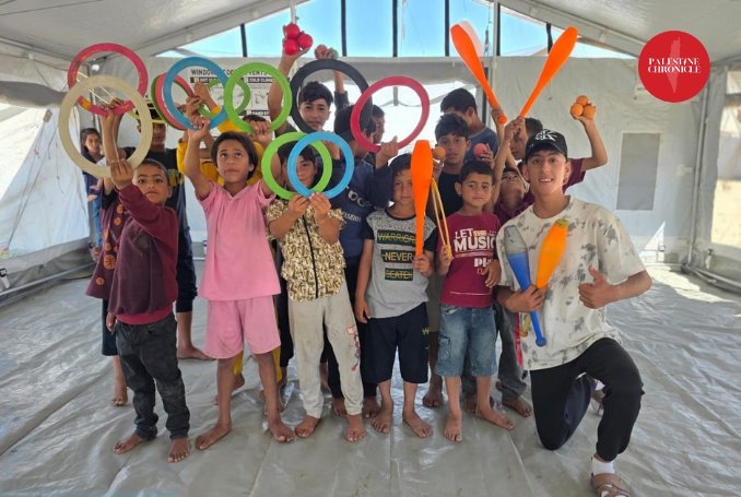 Gaza man ‘Uncle Majood’ brings joy to children amid war