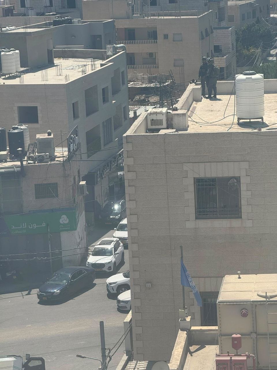 Israeli forces storm Qalandia refugee camp near Jerusalem