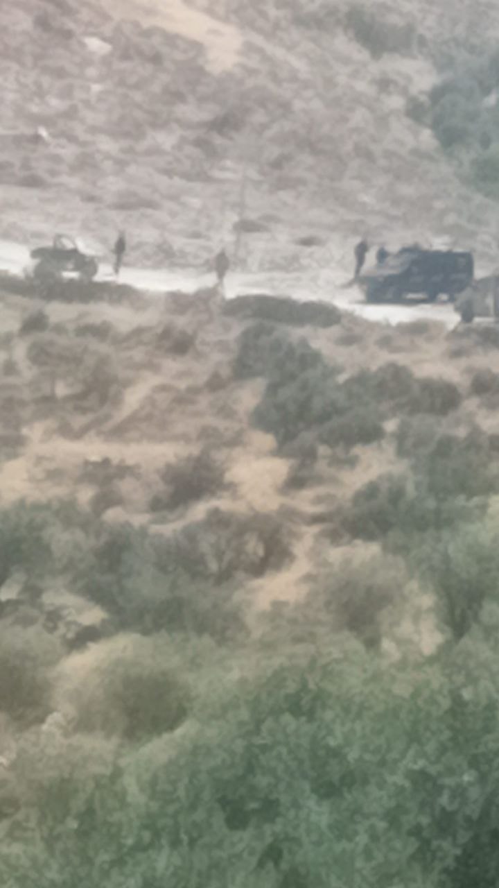 Israeli forces detain three Palestinians near Hebron amid settler attack