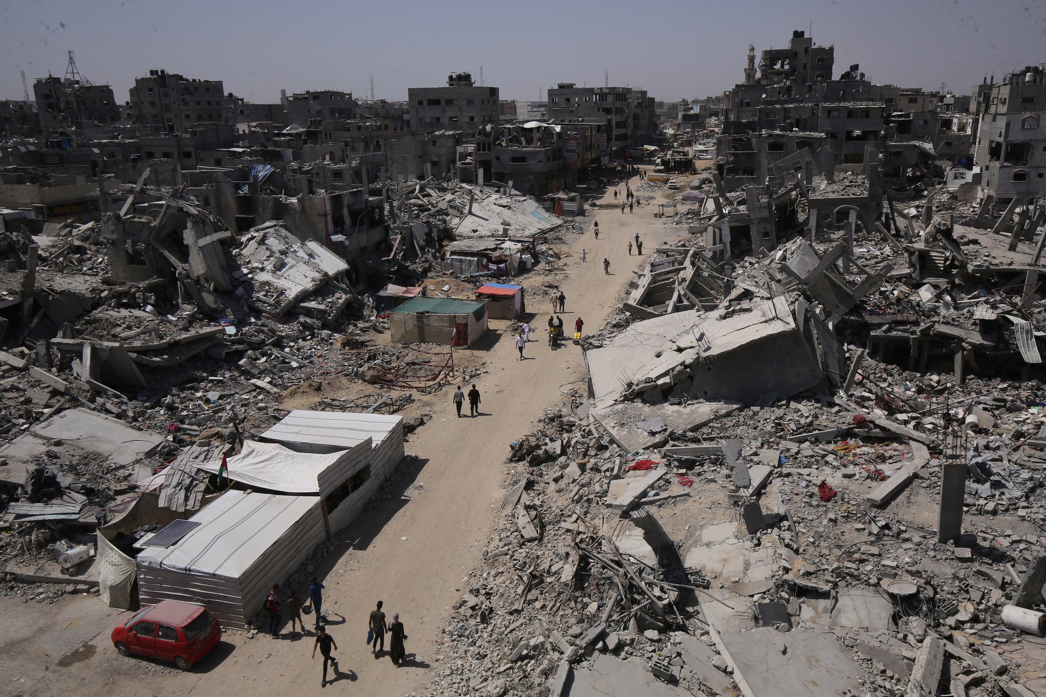 Witness describes bombs during Israeli invasion of Khan Younis