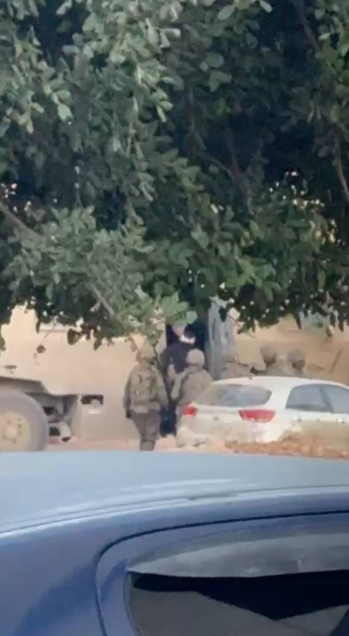 Israeli forces kidnap parents of Qais Al-Bitawi in Jenin