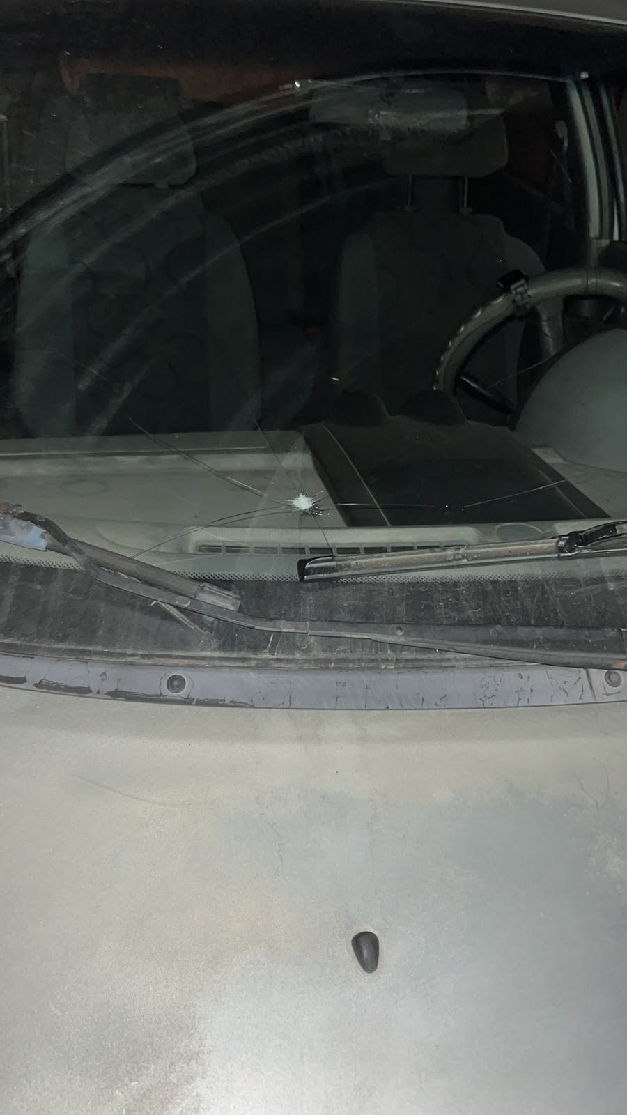 Israeli settler militias attack Palestinian vehicle near Ramallah