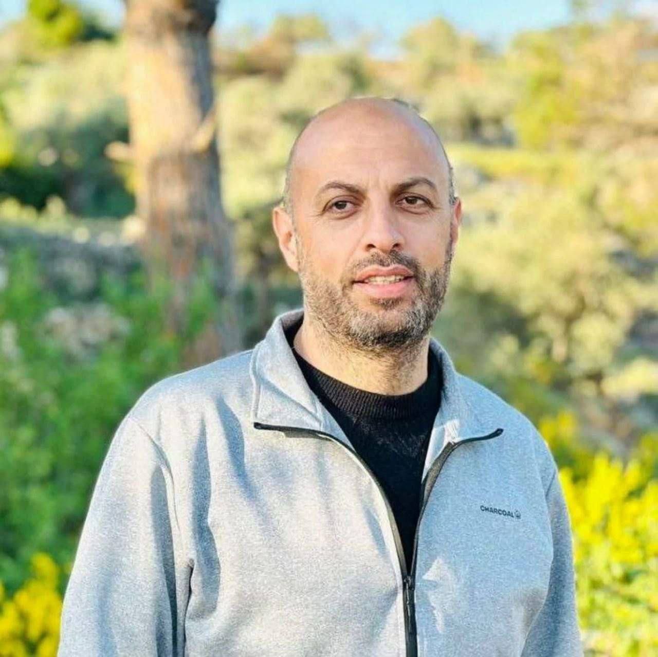 Israeli forces detain former prisoner Salama al-Qatawi in Birzeit