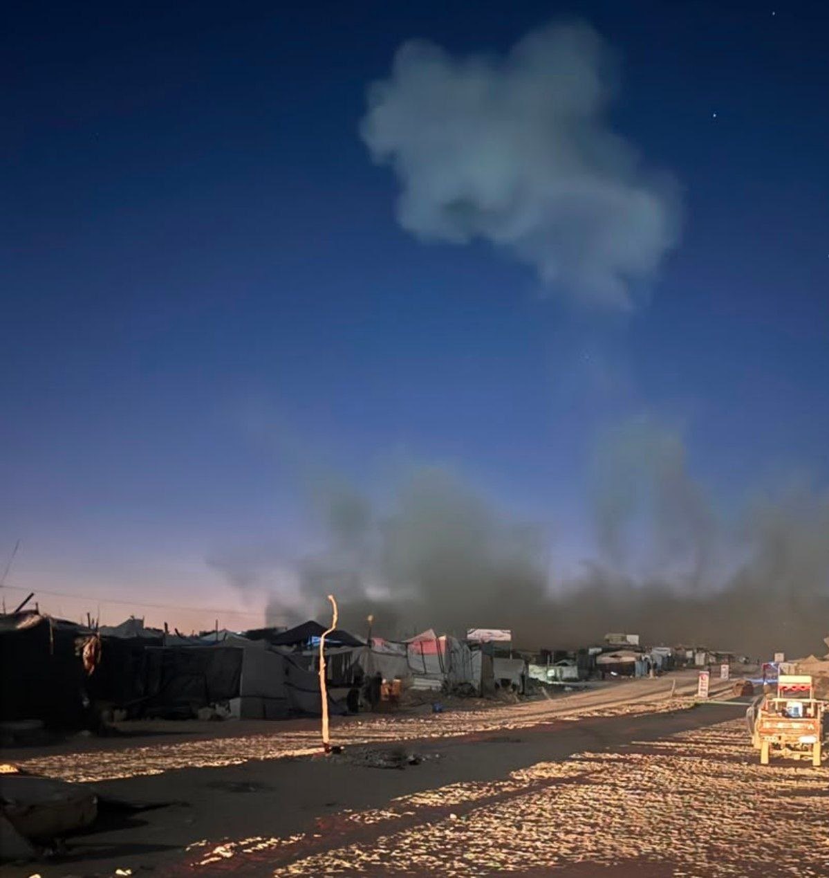 Israeli aircraft bombard Al-Tuwam neighborhood northwest of Gaza City