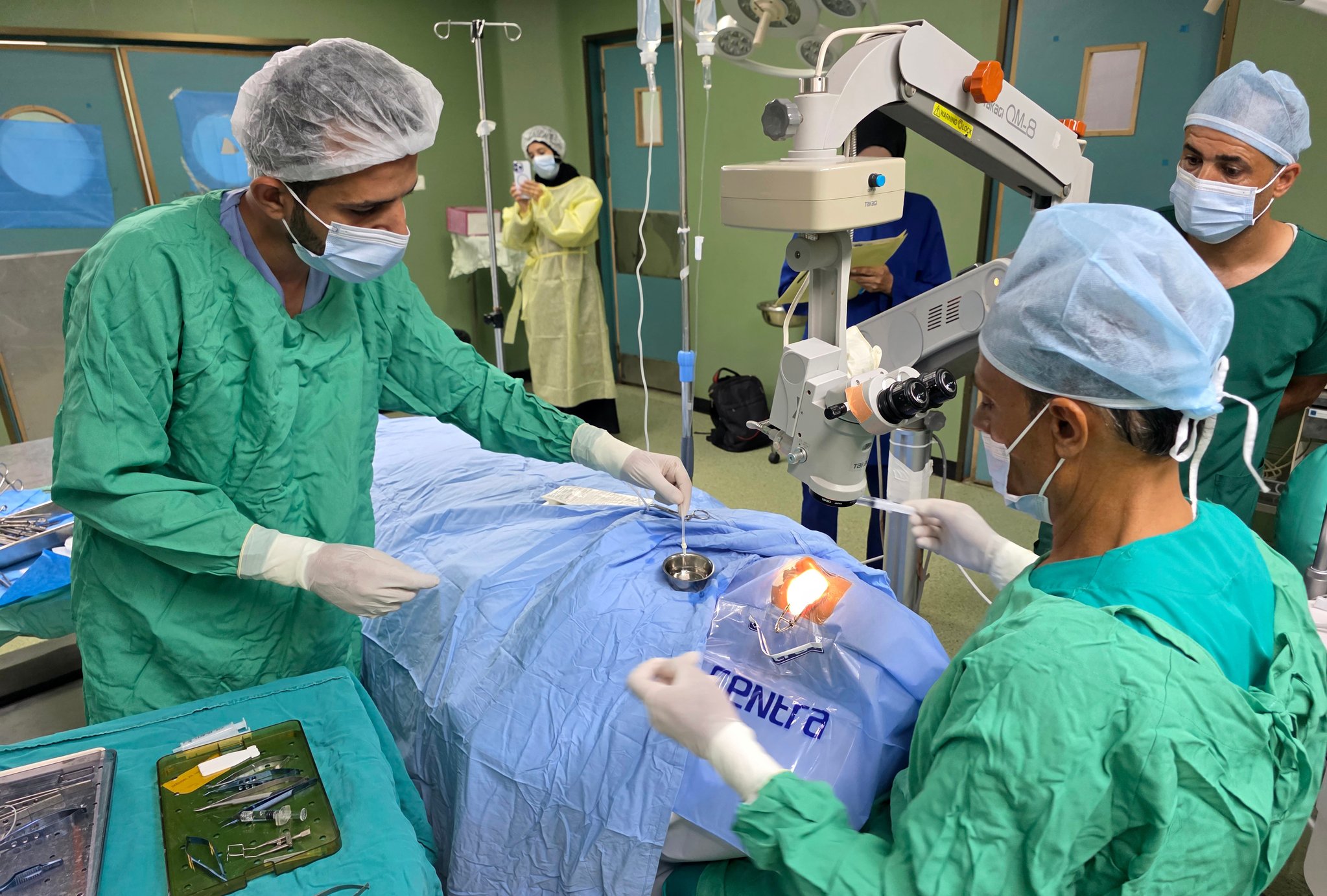 Corneal transplant performed on girl in Khan Younis, Gaza