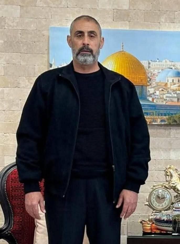 Israeli soldiers shoot dead Palestinian Abu al-Raad in the chest