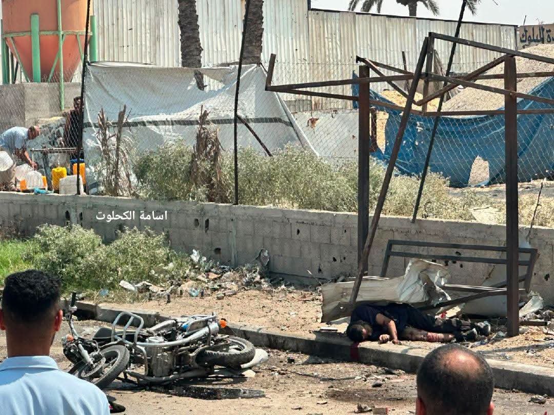 Young man injured in strike on motorcycle in central Gaza