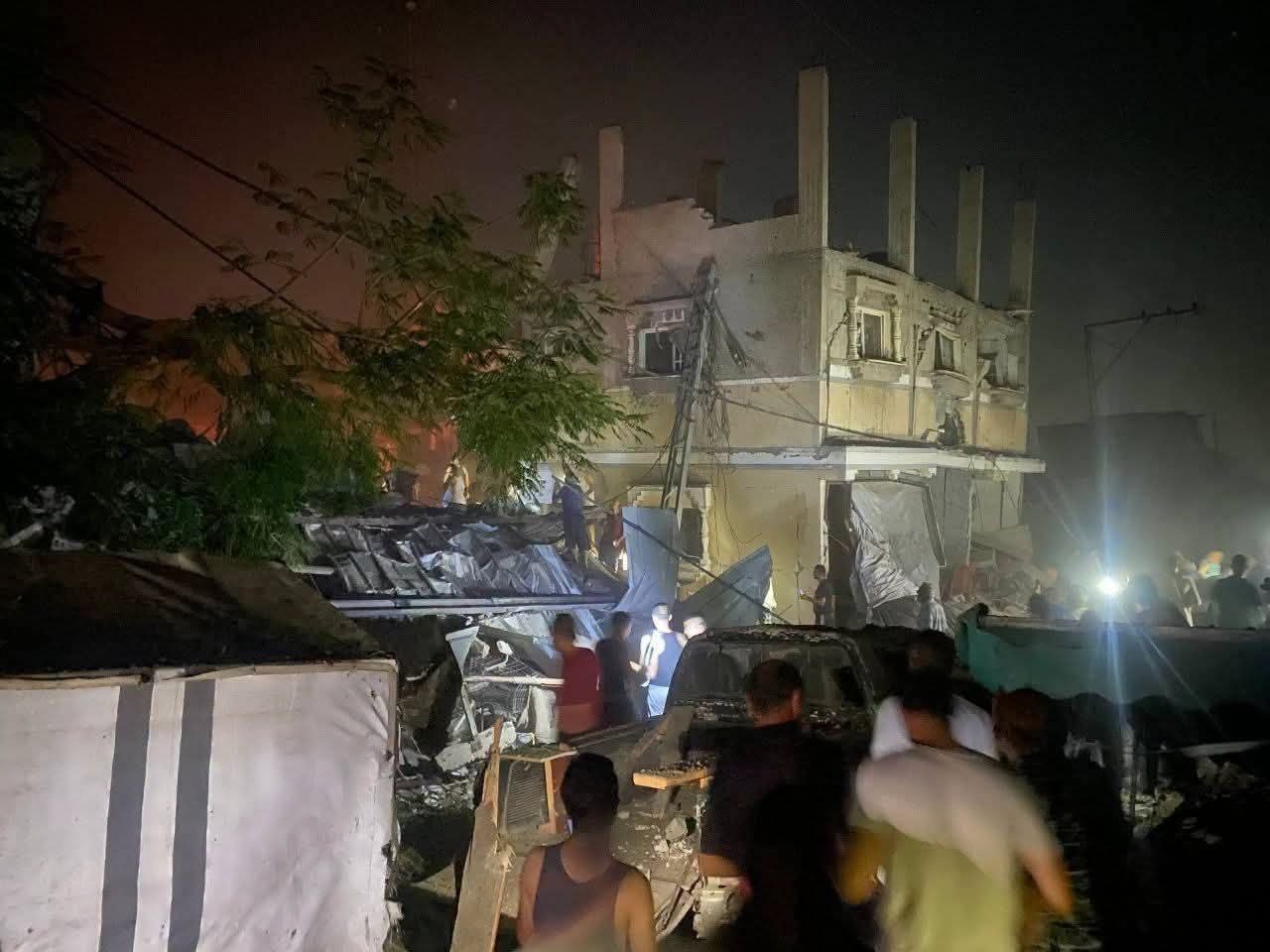 Night bombing of homes across Gaza forces families into streets