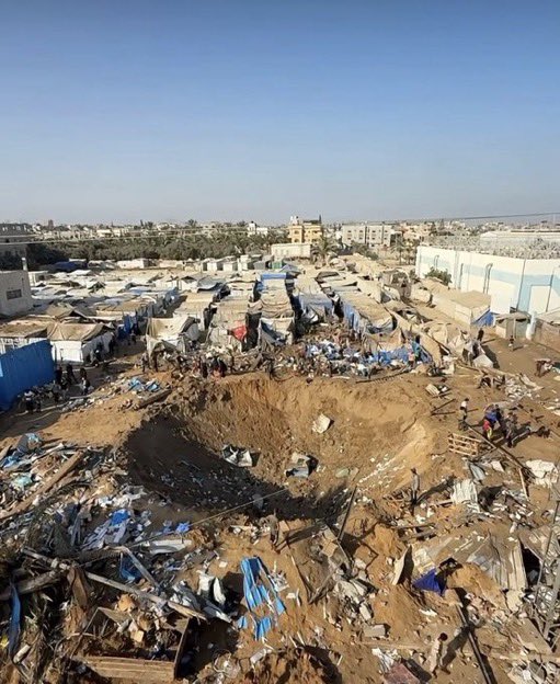 Israeli bomb destroys medical warehouse in Gaza