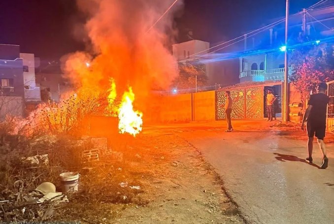 Israeli settlers burn mosques, attack Palestinians in West Bank