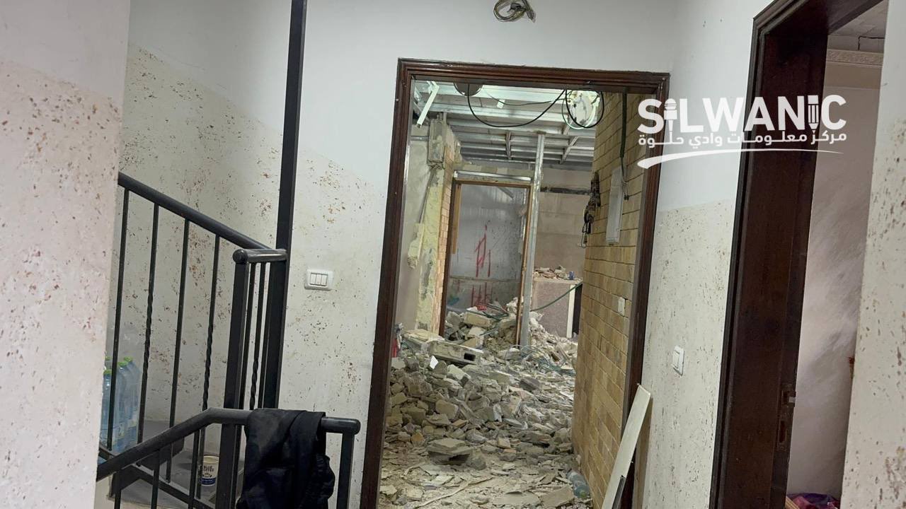 Palestinians forced to demolish homes in Sur Baher, East Jerusalem