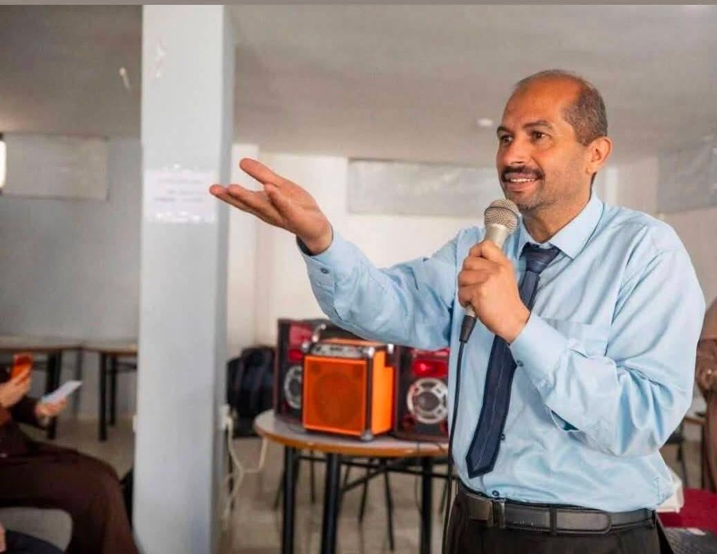 Palestinian teacher Mahmoud Hosni killed in Israeli airstrike in Gaza