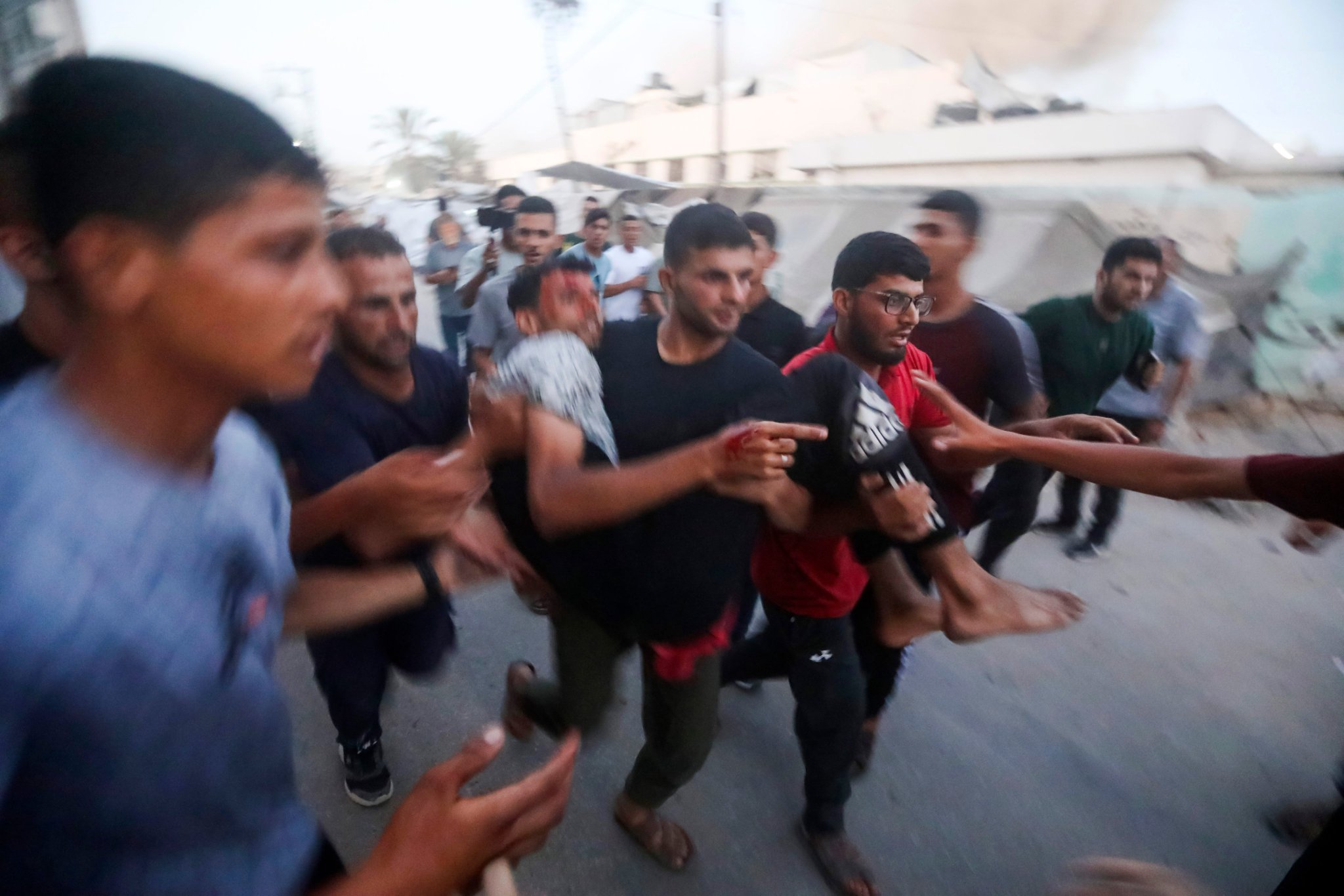 Israeli strike hits al-Muttaqin Mosque in Gaza City
