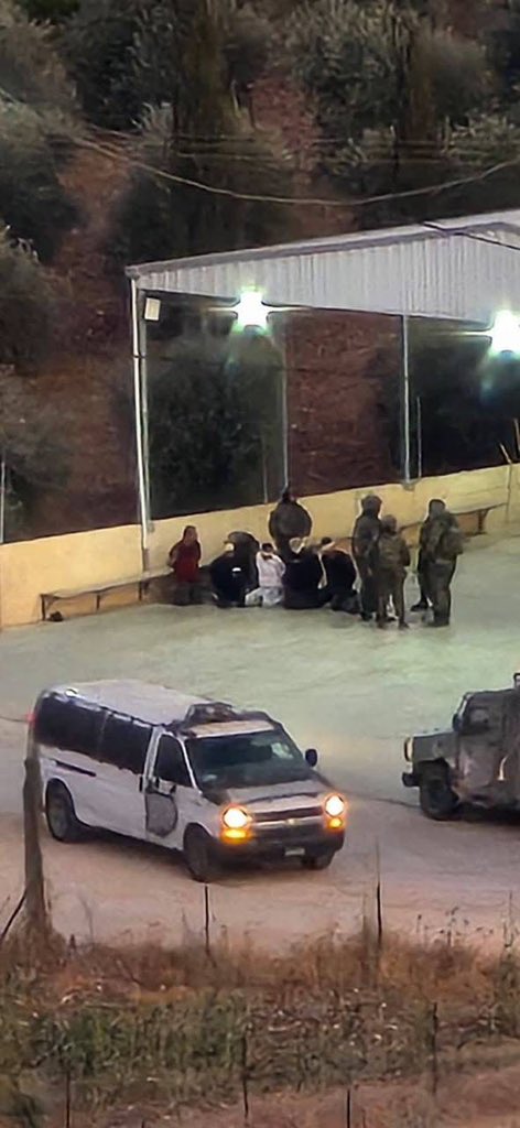 Israeli forces kidnap six Palestinians in West Bank village