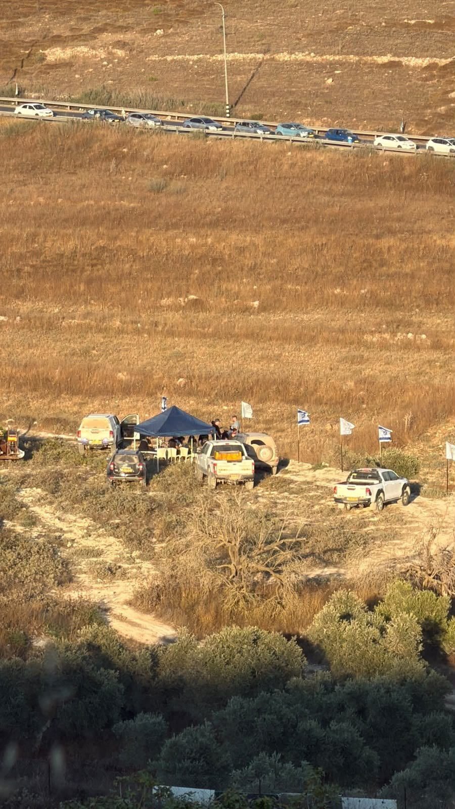 Zionist settlers establish new settlement east of Qalqilia in West Bank