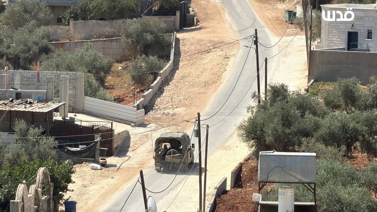 Israeli forces reinforce siege on Palestinian homes in Qusra